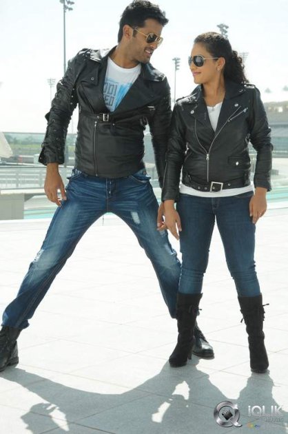 Gunde Jaari Gallanthayyinde